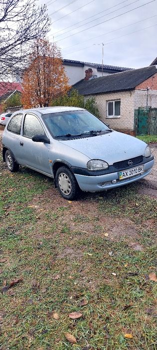 Продам автомобиль опель корса .