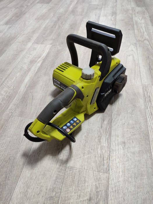 Электропила Ryobi rcs2340b