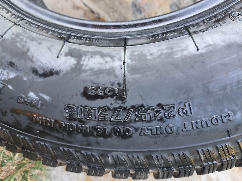 Продам WINTERMASTER PLUS P 245/75 R16 1шт