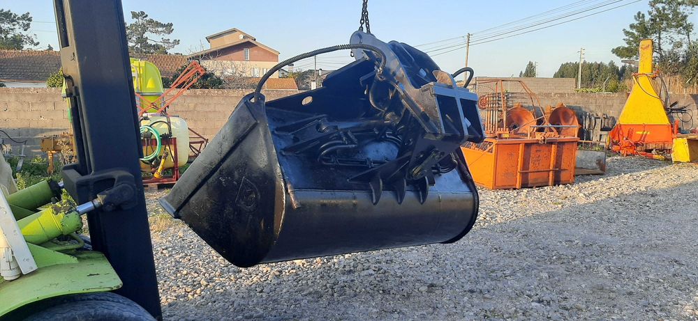 Balde de limpeza Caterpillar 320