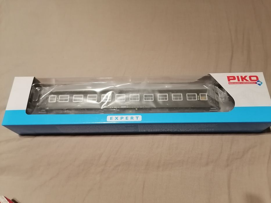 Wagon osobowy pkp 2 kl piko expert  97602