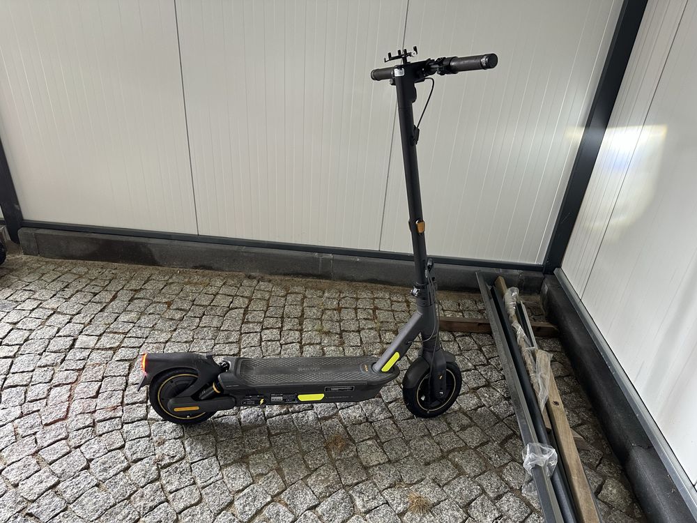 Hulajnoga elektryczna segway ninebot g2 max 2024