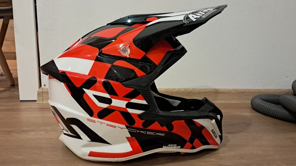 Kask Airoh Strycker xxx red gloss rozmiar L