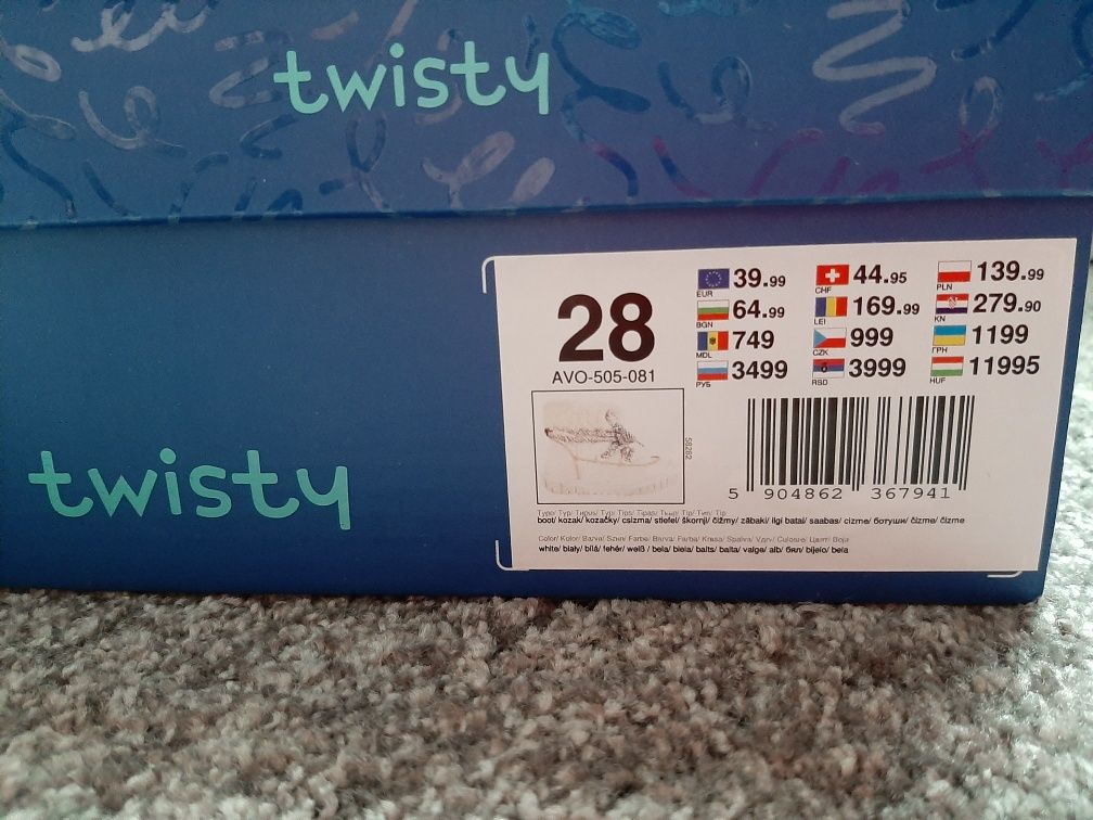 Białe kozaczki twisty 28 nowe