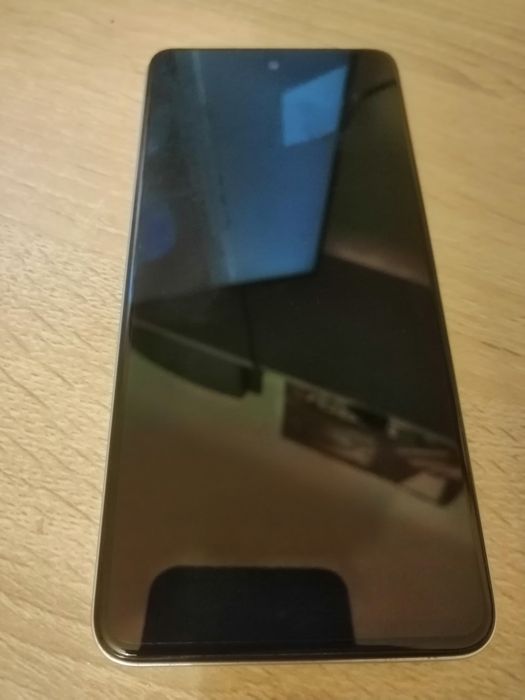 Telefon Infinix smart 8