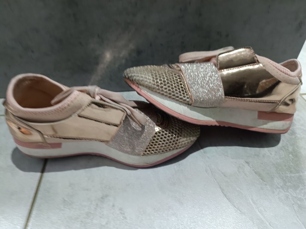 Buty snakersy błyszczące damskie złote r36 Fancy Shoes