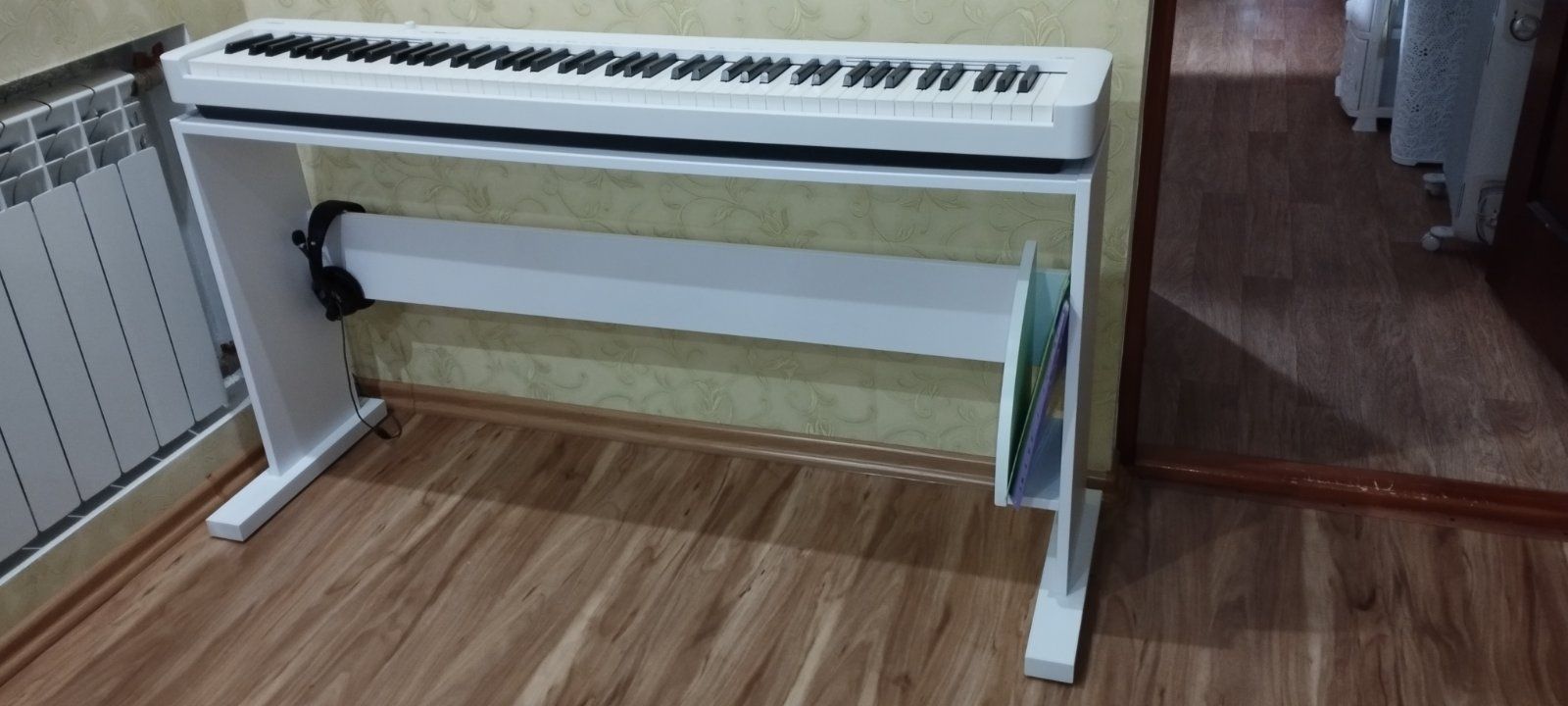 Продам стойку для цифрового пианино