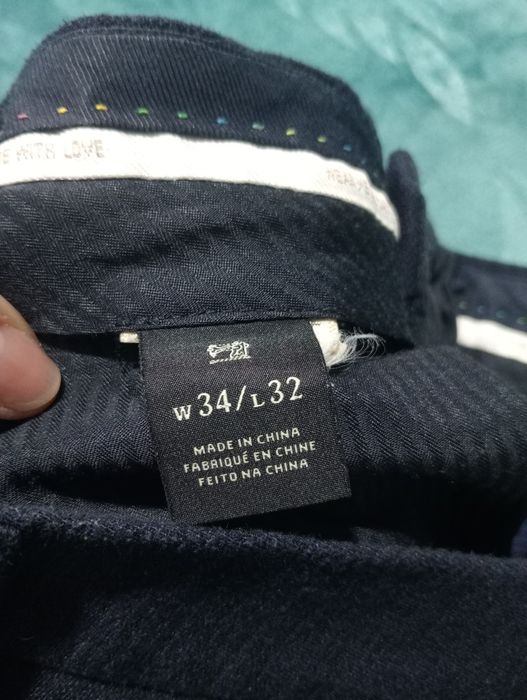 Calças azuis escuras