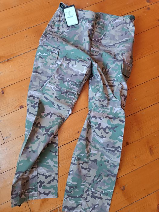 Військова форма мультикам