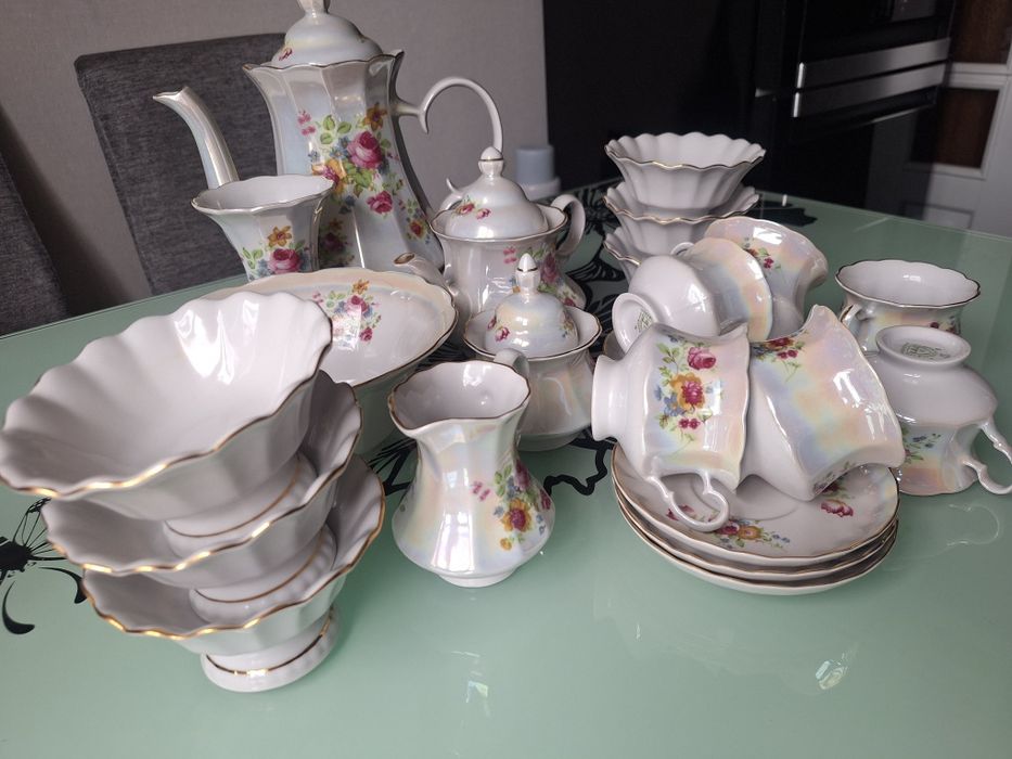 Сервізи чайні та кофейні