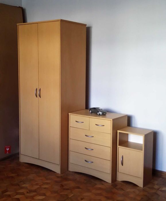 Meble, komplet mebli (szafa, komoda, szafka nocna)
