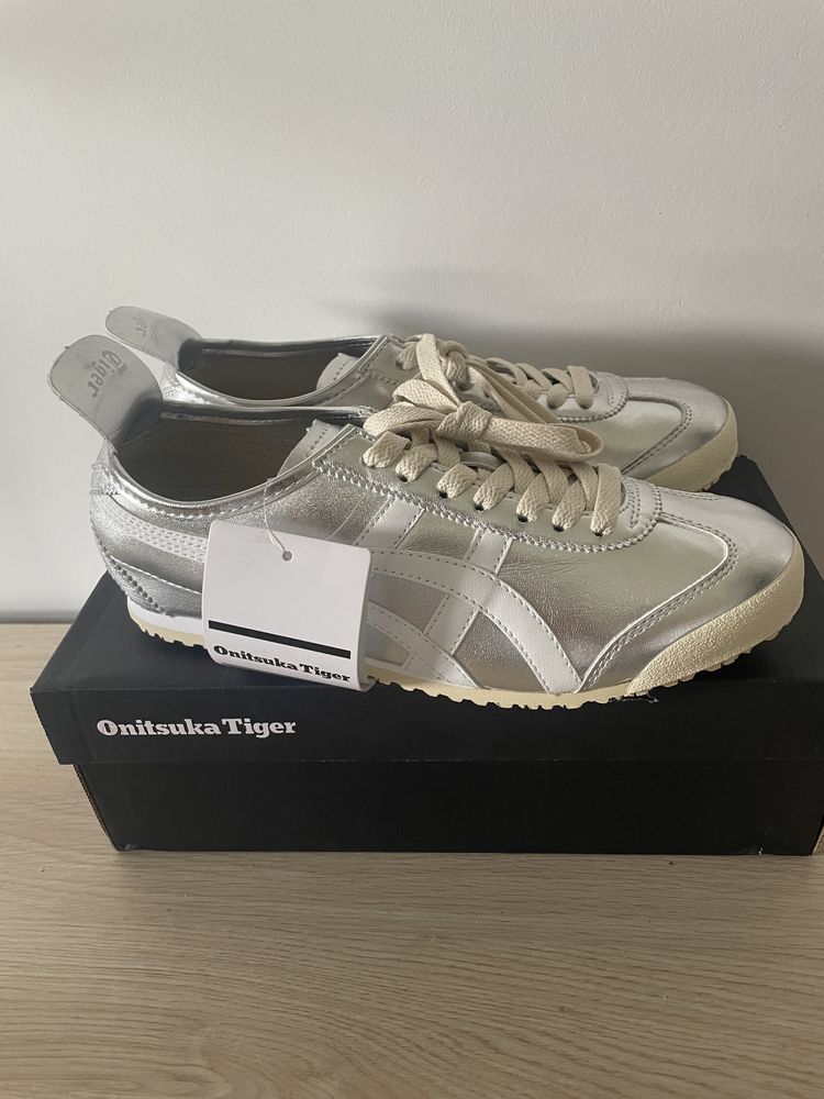 asics tiger onitsuka mexico 66