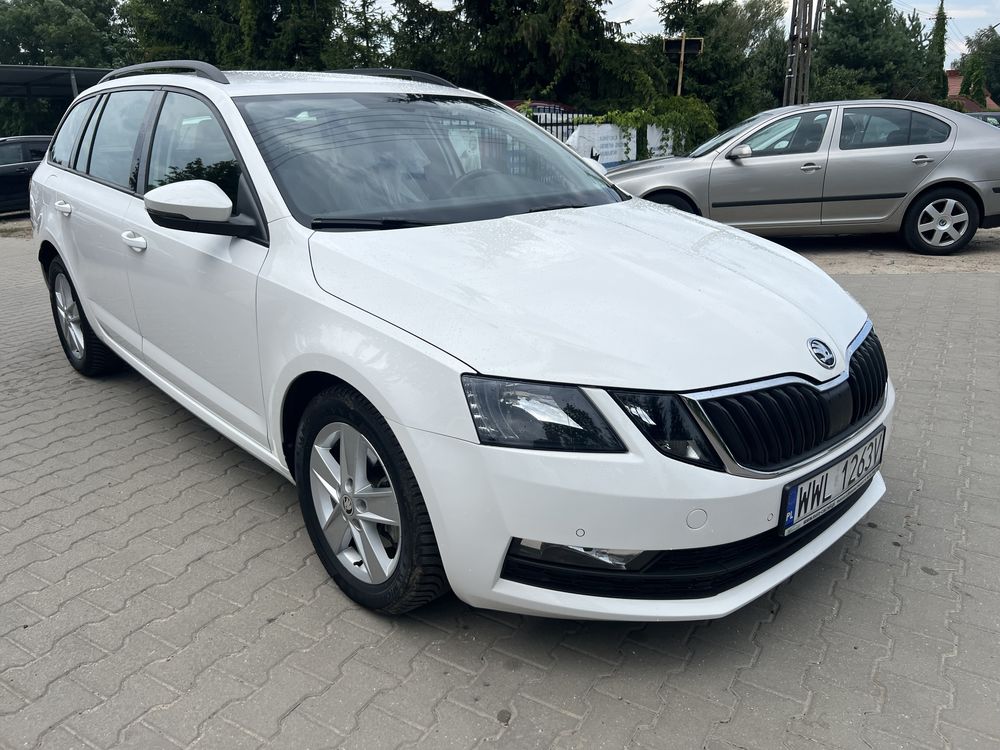 Wynajem najem Skoda Octavia III FL DSG 4x4 TDI