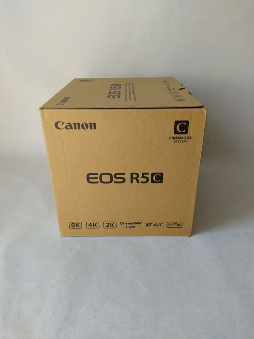 Фотоапарат Canon EOS R5 C, Новий !