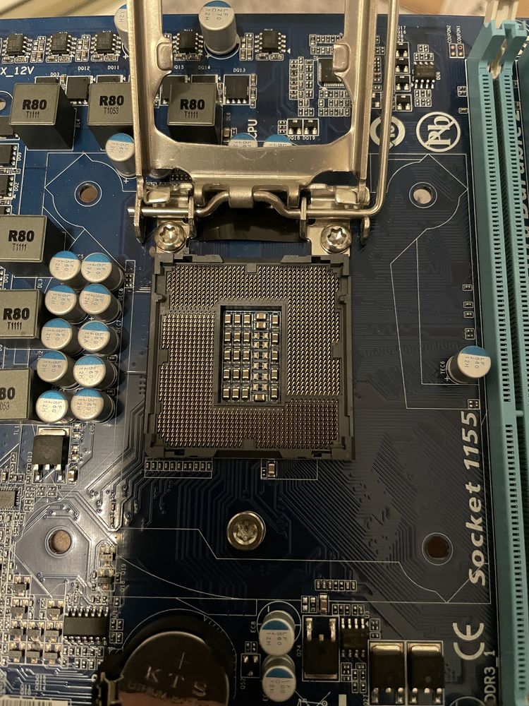 Płyta Gigabyte GA-H61M- D2-B3, procesor Intel i3-2120, ram Geil 4GB,