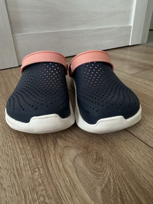 Крокси жіночі LiteRide р.37 (оригінал)