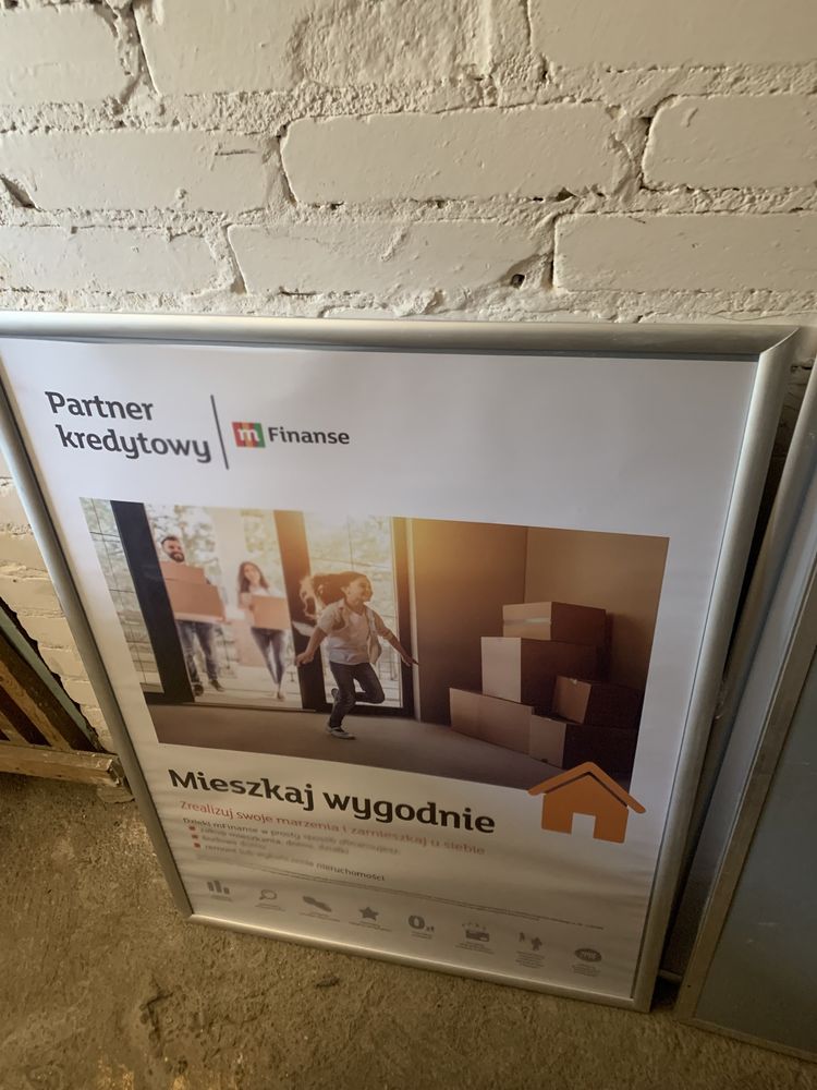 Antyrama pleksi 70x 100cm rama zatrzaskowa plakatowa 4sztuki