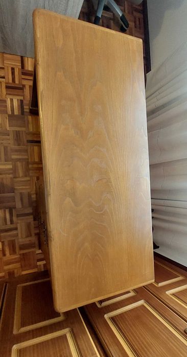 Secretária de Madeira Maciça