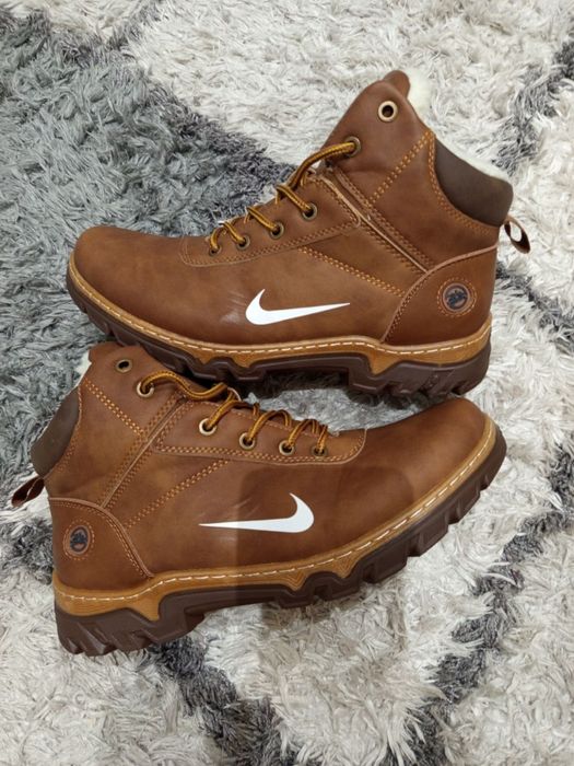 Nowe zimowe buty męskie.