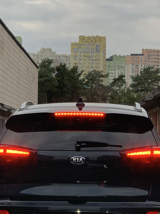 Kia Niro 21 рік 64 kw 550 км.