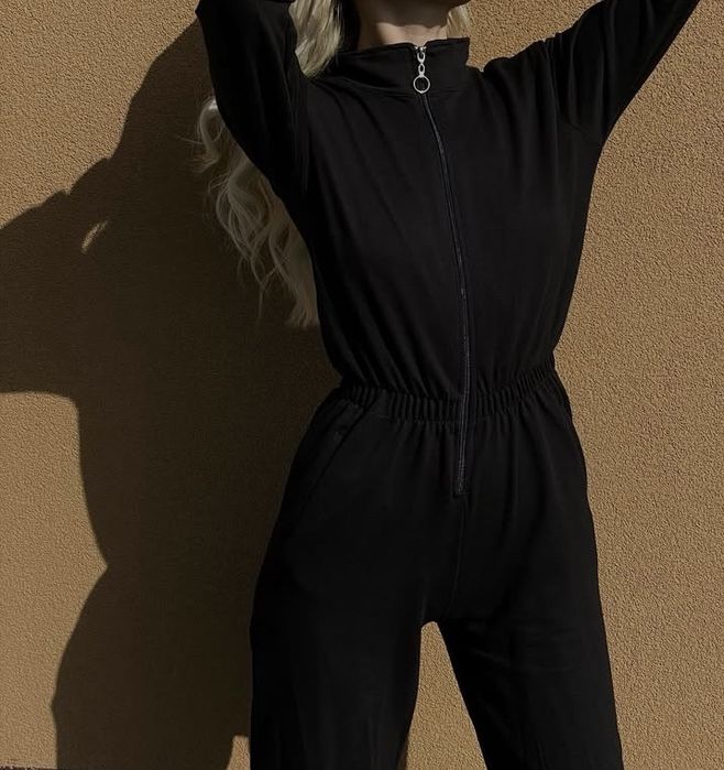 Комбінезон жіночий