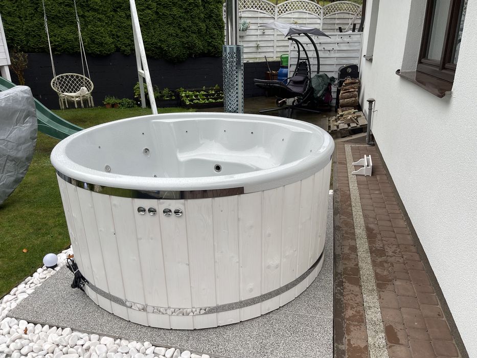 Balia gogrodowa jacuzzi gorąca beczka bania