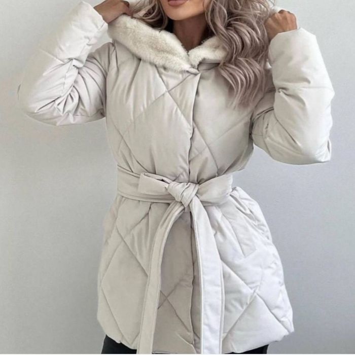 Куртка пуховик.на зиму