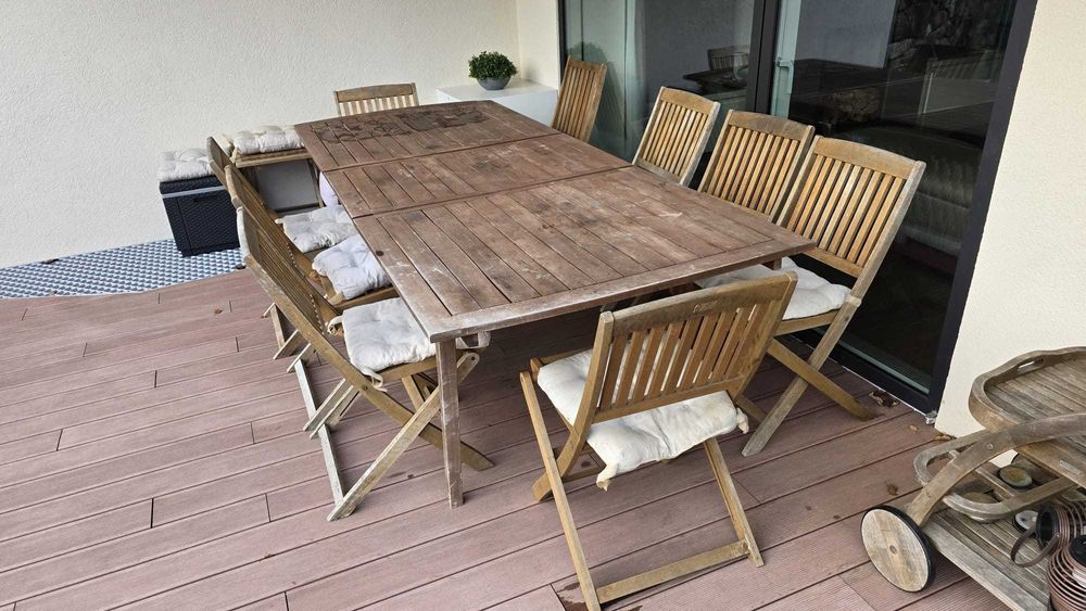Mesa de Jardim com 8 cadeiras