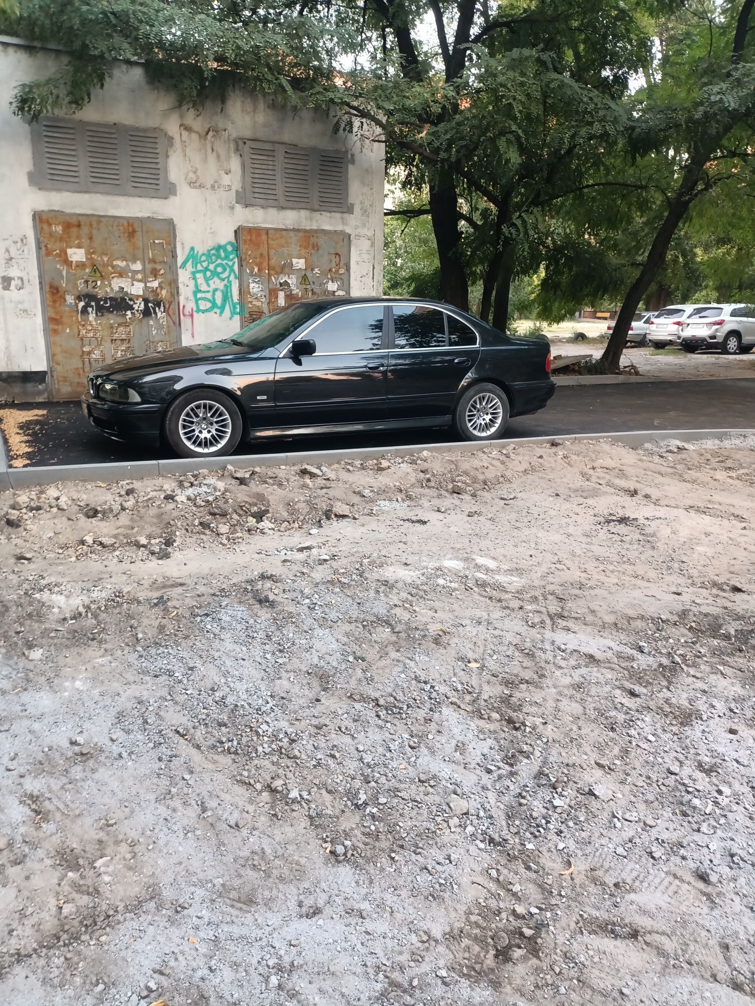 Продам BMW e39 m54b25