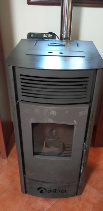 Salamandra em segunda mão,de paletes