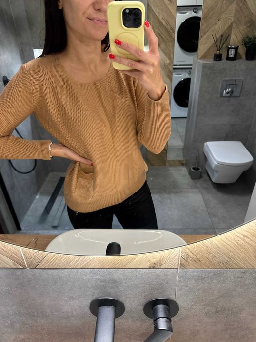 Brązowy sweter sweterek M