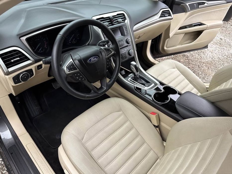 Авто Ford Fusion