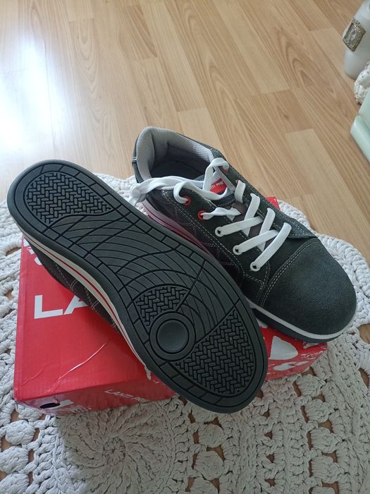 Nowe buty robocze r.44
