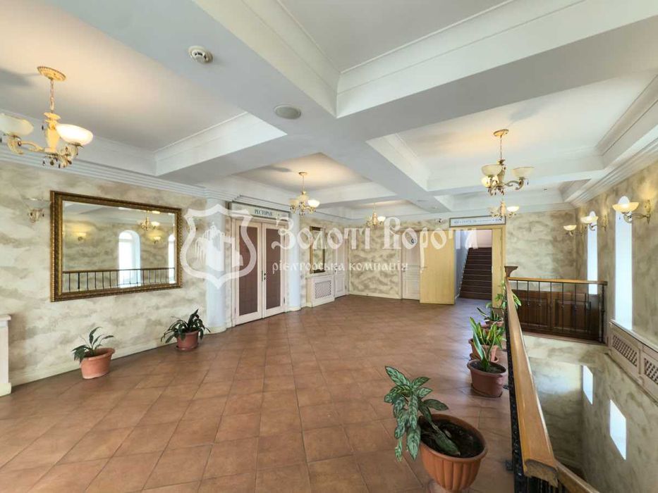 Комерційний об'єкт, 3 пов. Гарний стан. Боярка, Фастівський район