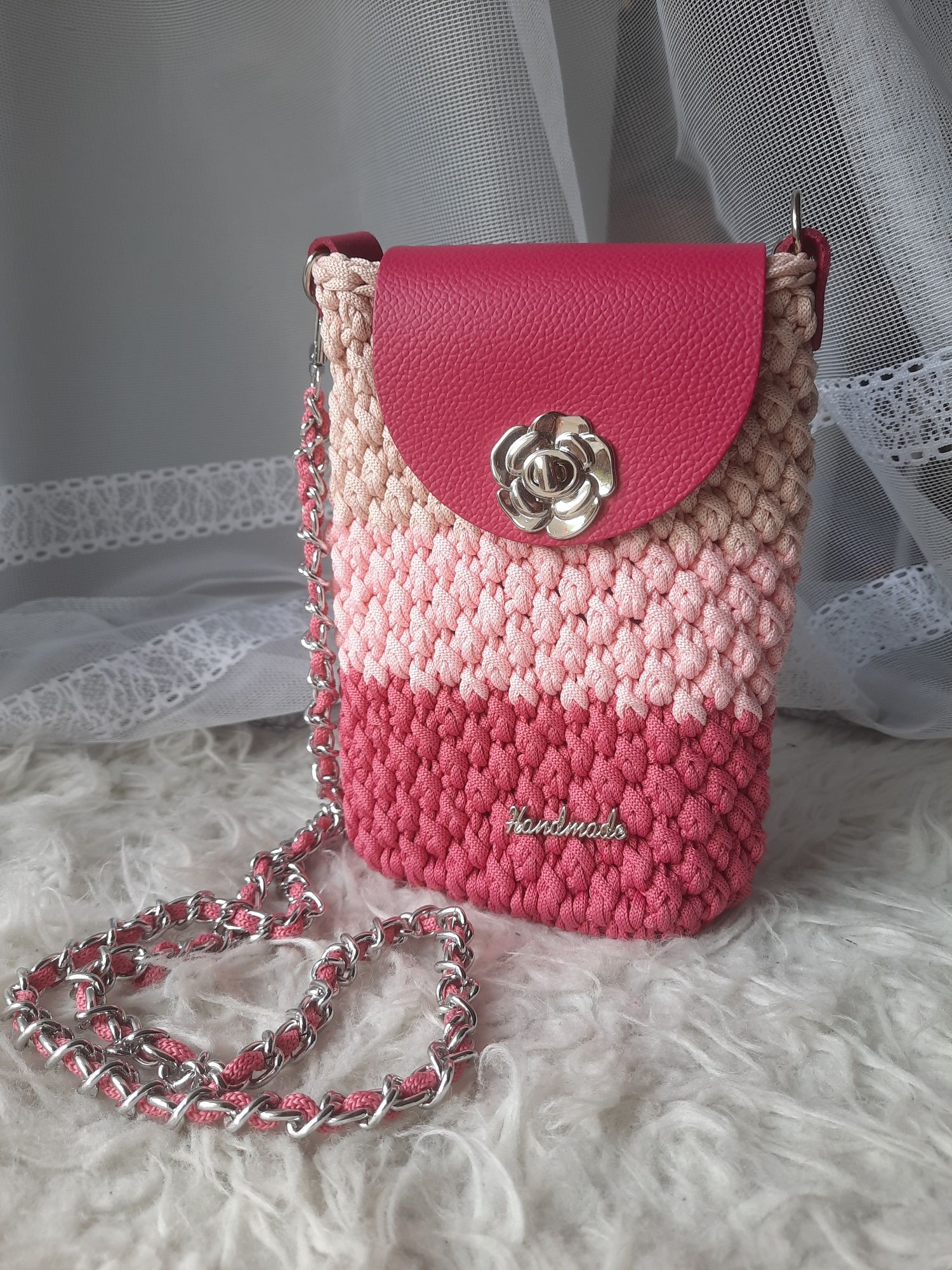 Mini torebka etui na telefon handmade róż pasy skóra róża łańcuszek