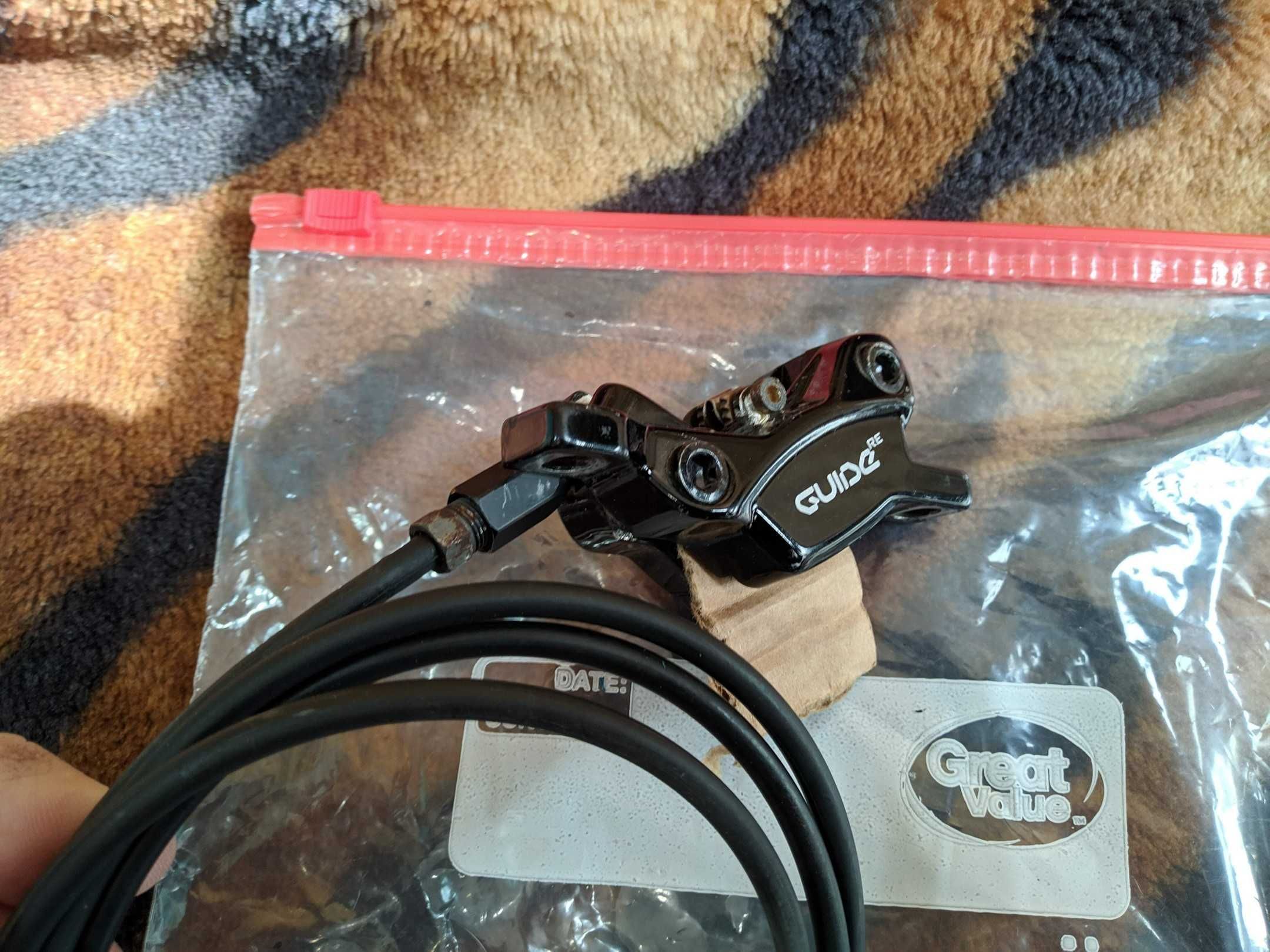 Вело тормоза Shimano Zee BR-M640 задні та SRAM Guide RE задні гальма
