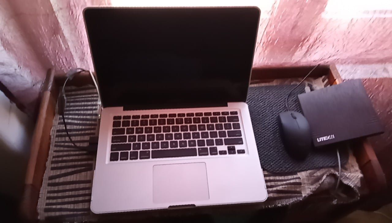 MacBook pro A1278