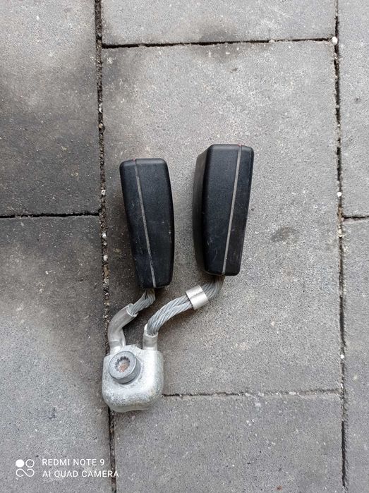 VW Golf V mocowanie,gniazdo pasów bezpieczeństwa tył G4P7