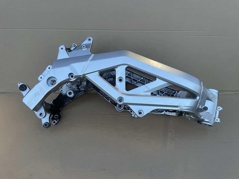 Rama Suzuki Sv650 N 03- Niemcy bdb stan