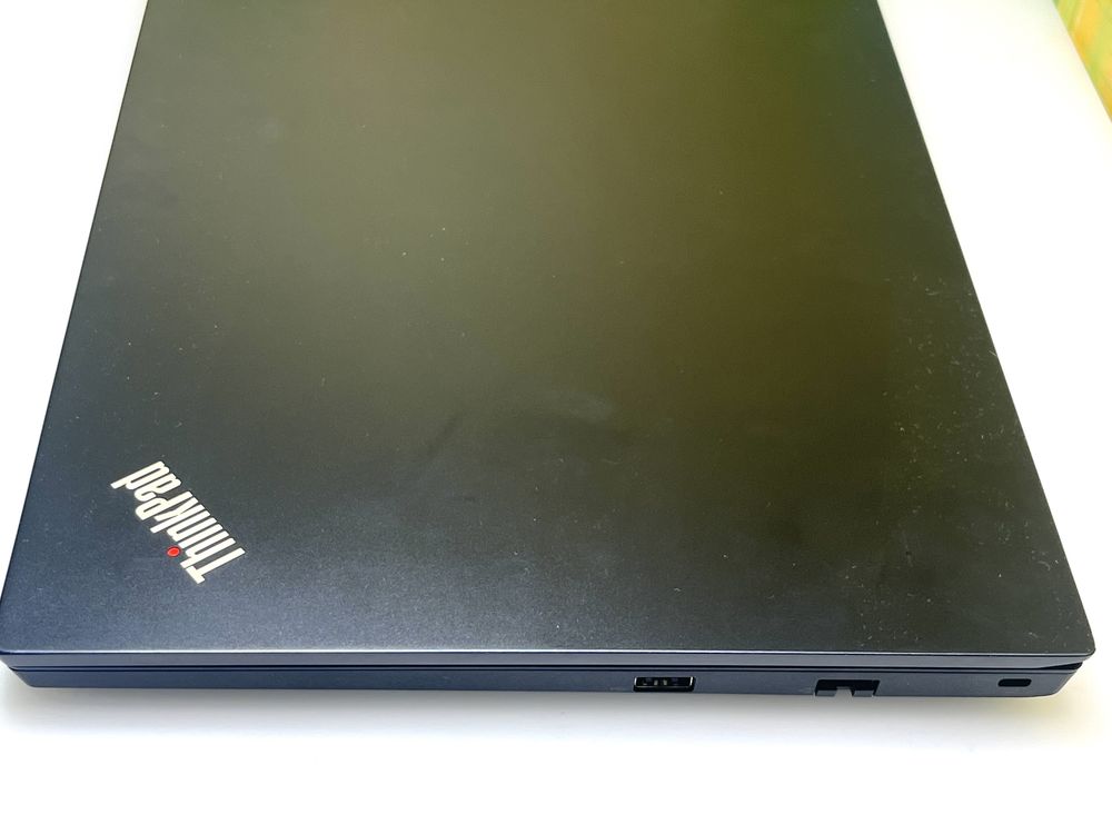 Ноутбук Lenovo Thinkpad E15 I3-10110U 8Gb 240SSD type C батарея 5 год