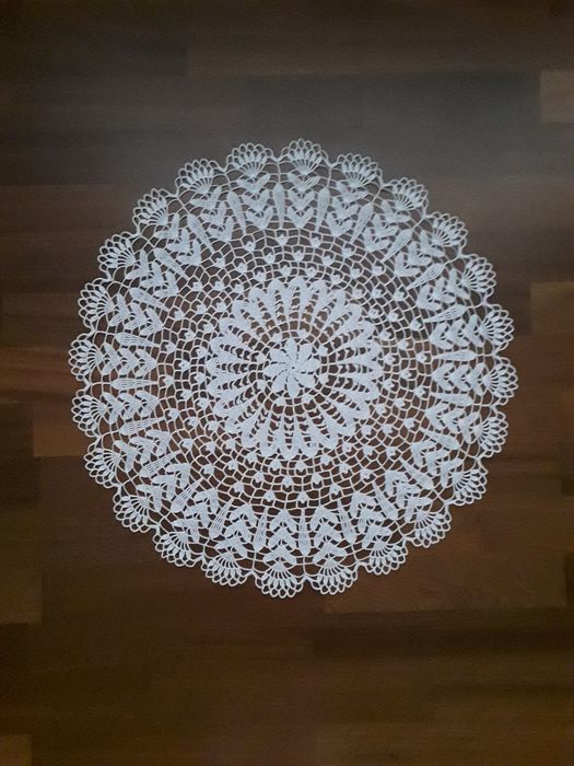 Скатерть  ажурная