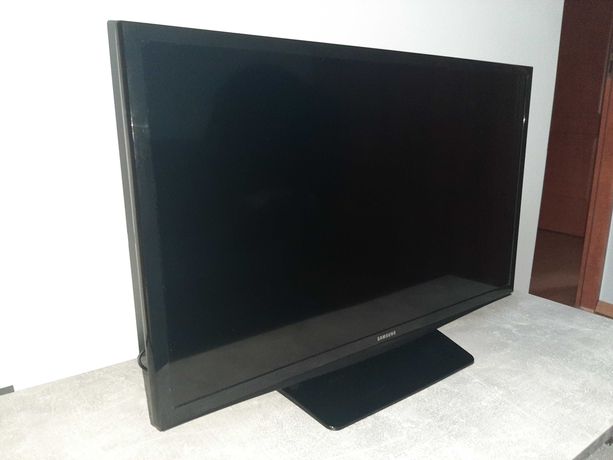 Telewizor Samsung UE28H4000 28 cali