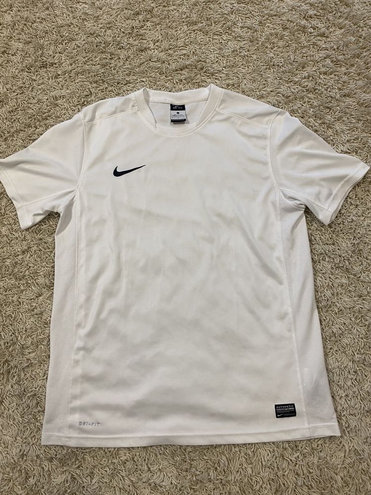 Футболка Nike Dri-Fit L size