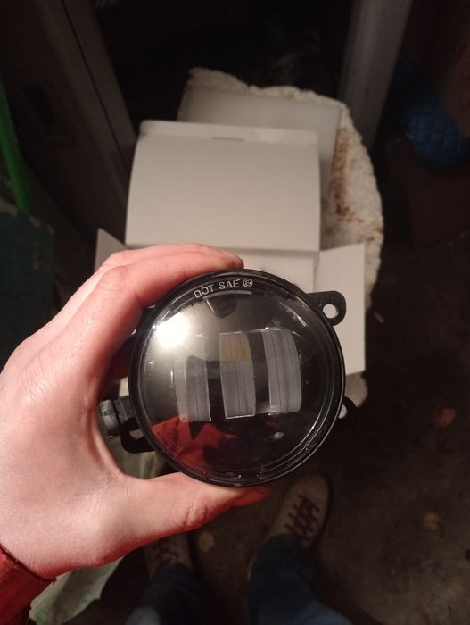 Продам туманки на Рено Гранд Сценік 2