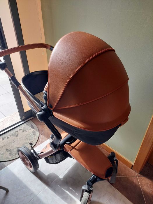 Carrinho bebe Mima Xari 4G caramelo