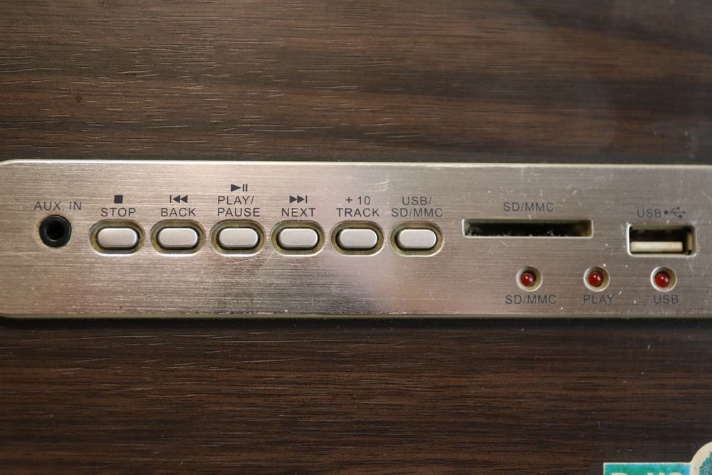 Scott  RX 19  , FM , USB , SD