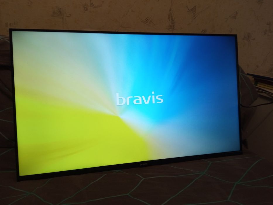 Телевизор Bravis 4K 2025 год (идеал)