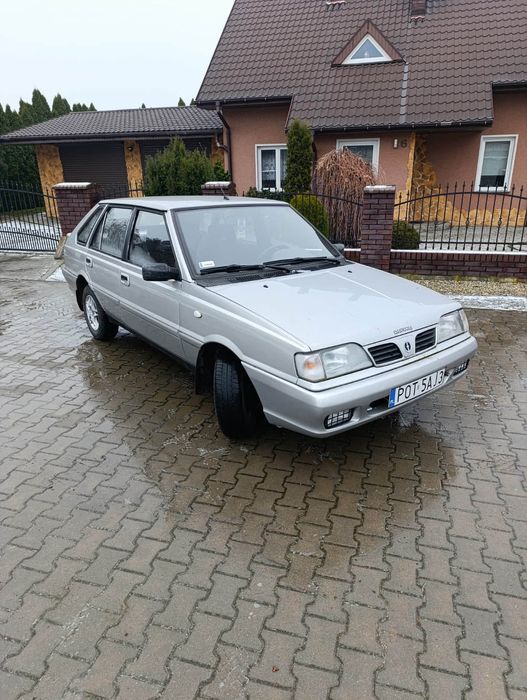Polonez Caro plus
