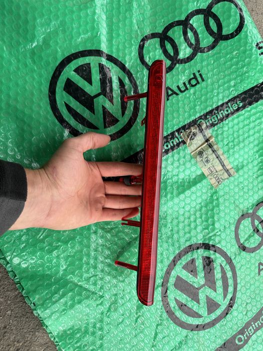 Фонарь третий стоп сигнал skoda octavia a5 шкода октавия а5 универсал