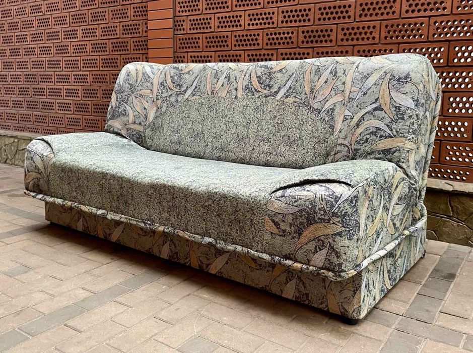 Компактний, стильний диван-ліжко "Алекс"  в НОВОМУ стані.